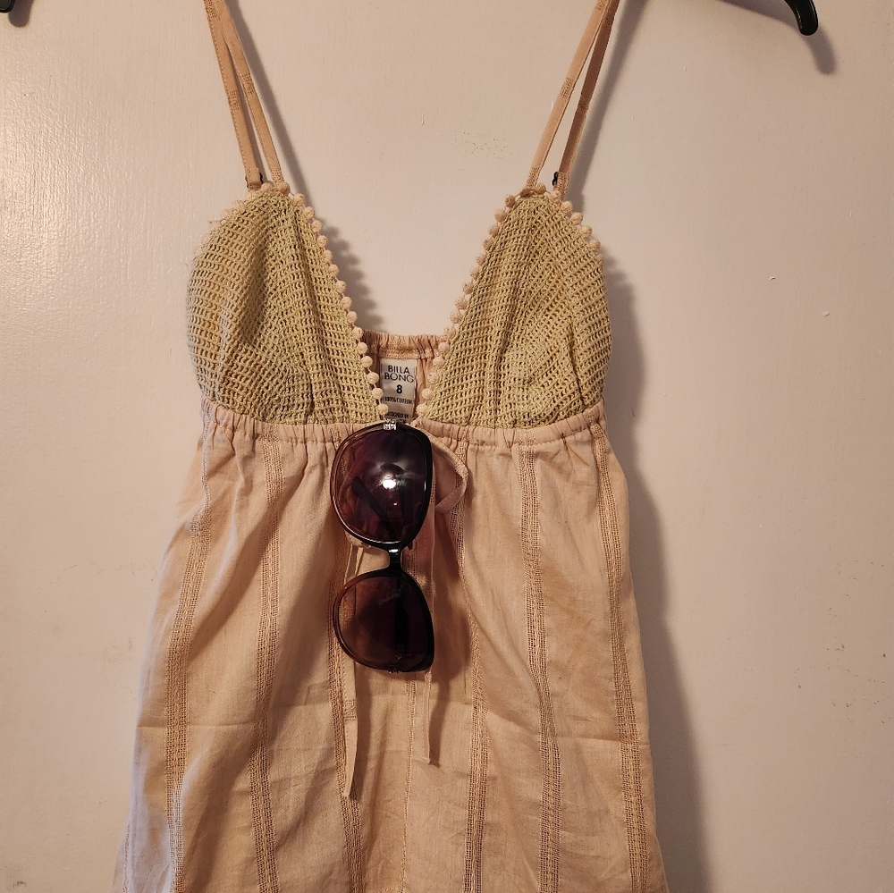WOMENS BILLABONG HALTER TOP ADJUSTABLE STRAPS TIE FRONT Size 8